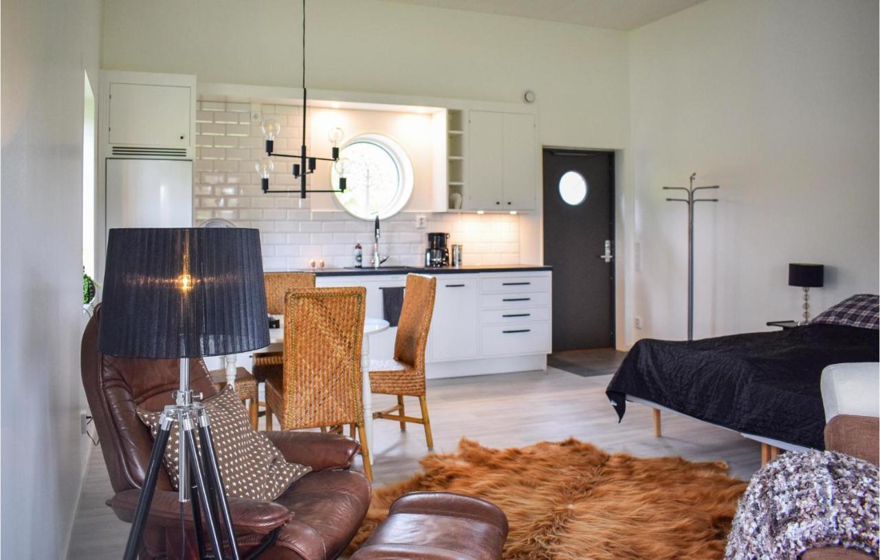Beautiful Apartment In Lagan With House Sea View Zewnętrze zdjęcie